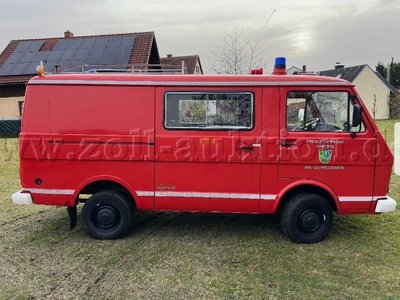 Verkauf des ausgedienten Feuerwehrautos der FFW Lipperts